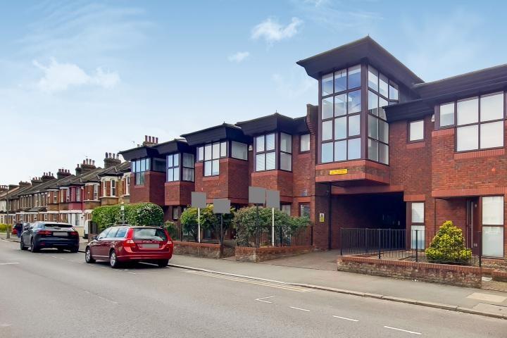 Flat 4 Chaucer Court, 2C Southlands Road, Bromley, Kent, BR2 9HP 1 bed ...