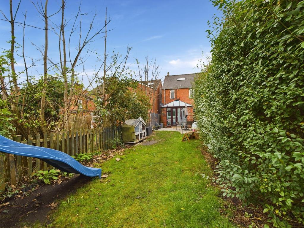 McIntyre Road, Worcester... 2 bed semidetached house £265,000