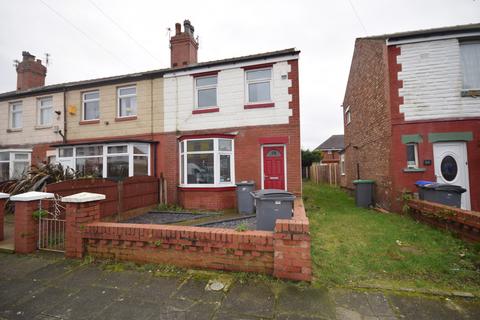 3 bedroom end of terrace house to rent - Endsleigh Gardens, Blackpool