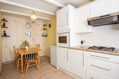 25 Warwickshire Path, London, SE8 4LN
