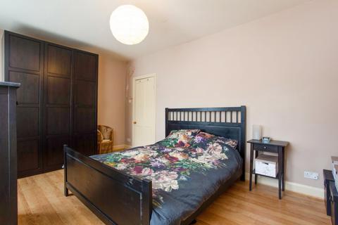 78 Brookmill Road, London, SE8 4JJ