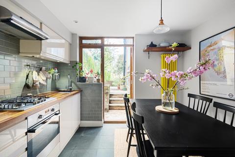 113a Albyn Road, London, SE8 4EB