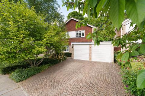 16 Bonar Place, Chislehurst, BR7 5RJ