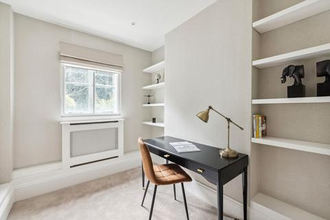3 bedroom flat to rent, Halkin Street, London, SW1X