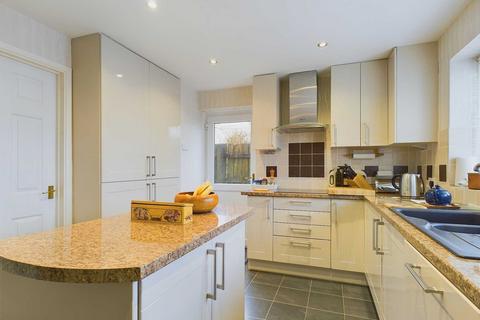 9 Amble Road, Callington, PL17 7QE