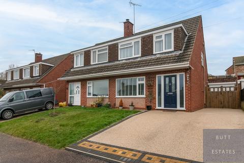 5 Swallowfield Road, Exeter, EX2 6JD