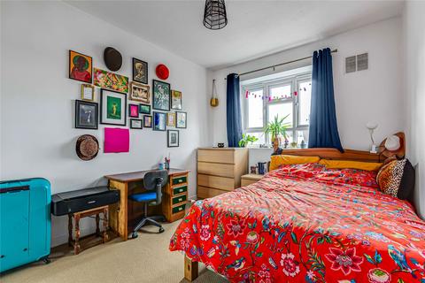 Flat 49, Shenstone House Aldrington Road, London, SW16 1TL