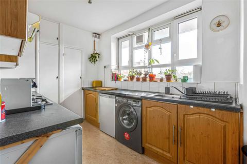 Flat 49, Shenstone House Aldrington Road, London, SW16 1TL