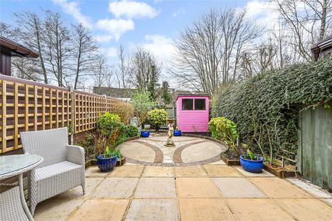 8 Bridge Meadows, Liss, GU33 7JY
