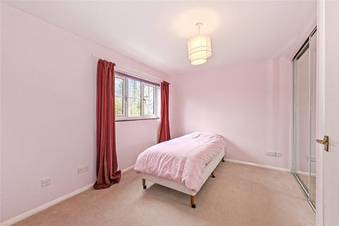 8 Bridge Meadows, Liss, GU33 7JY