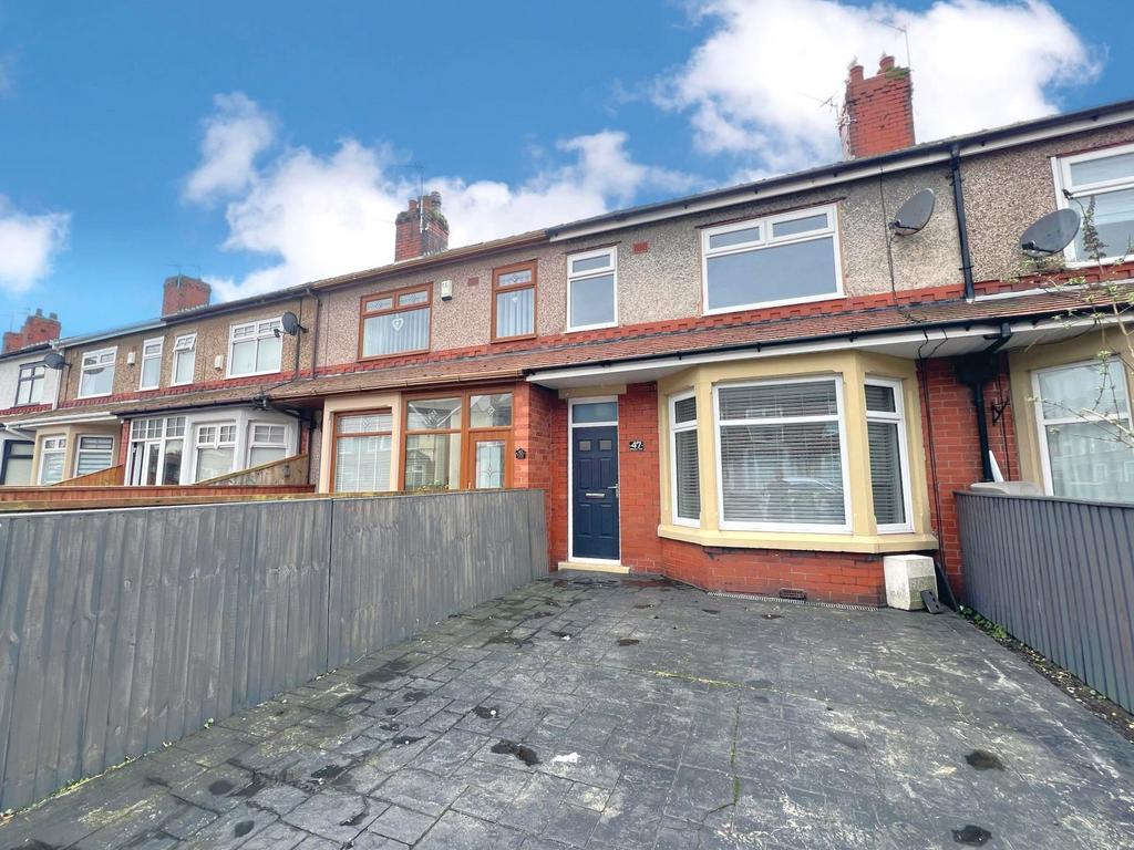 Bramley Avenue, Fleetwood FY7 3 bed terraced house for sale £130,000