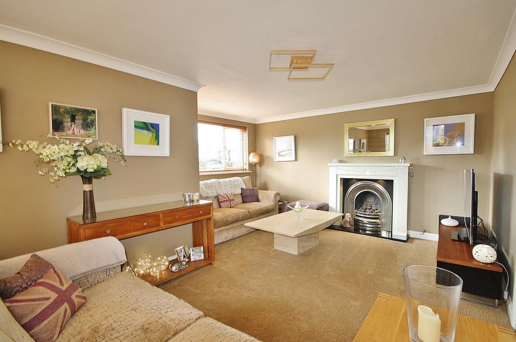 Early Road, Witney, OX28 5 bed detached house for sale £725,000