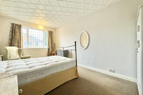2 Abbotsway, Garforth, Leeds, LS25 1BL