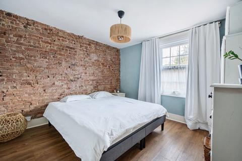 2 bedroom semi-detached house for sale, Wandle Road, Croydon