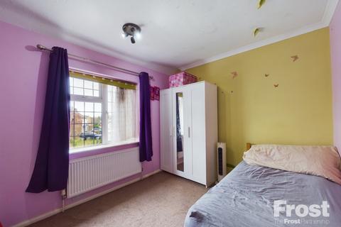 27 Frobisher Crescent, Staines-upon-thames, TW19 7DU