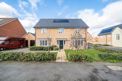 5 bedroom detached house for sale, Elizabeth Gardens, Rochford, SS4