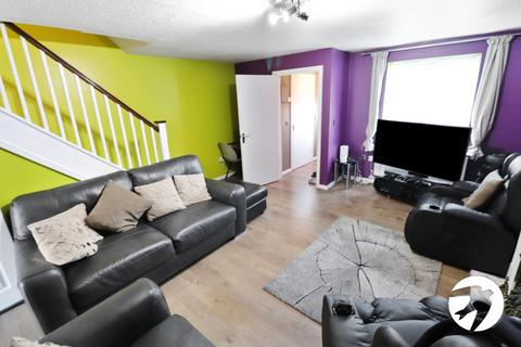 12 Bellarmine Close, London, SE28 0JG