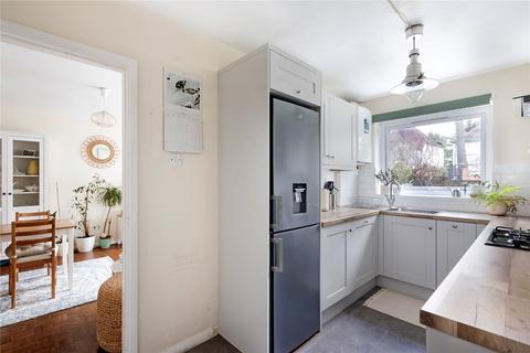 3 Leaf Grove, London, SE27 0SG