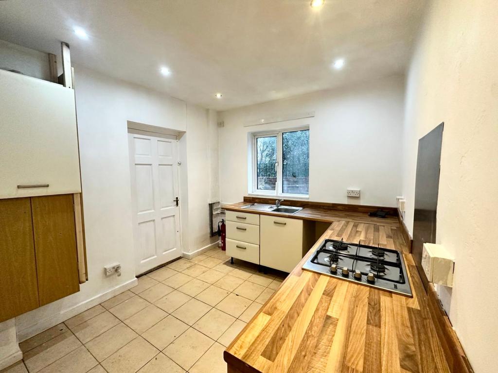 Clayton Lane, Manchester, M11 4 bed end of terrace house for sale £190,000