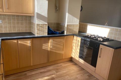 2 bedroom house to rent, Silverdales, Dinnington, Sheffield, South Yorkshire, S25