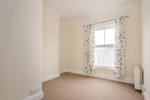 2 bedroom flat to rent, Beaconsfield Street, Acomb, York, YO24
