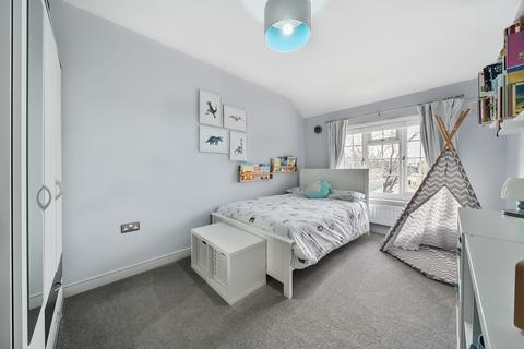 9 Pembury Close, Bromley, BR2 7PS