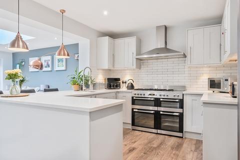 9 Pembury Close, Bromley, BR2 7PS