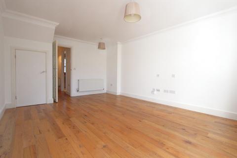 4 Goodwin Close, Deal, CT14 9FL
