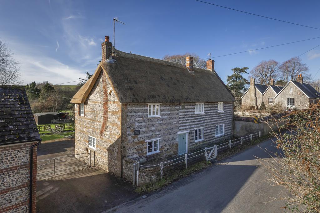 High Street, Piddlehinton, Dorchester, Dorset, DT2 4 bed detached house