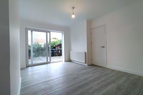 undefined, Russell Road, Enfield, EN1