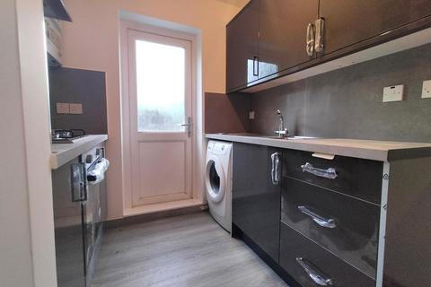 undefined, Russell Road, Enfield, EN1