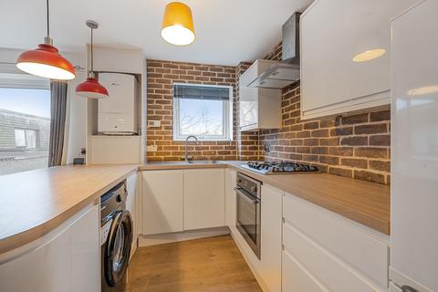 1 bedroom penthouse for sale - Mulberry Court, Guildford, Surrey, GU4