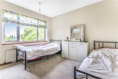 52 Broom Mead, Bexleyheath, DA6 7NY
