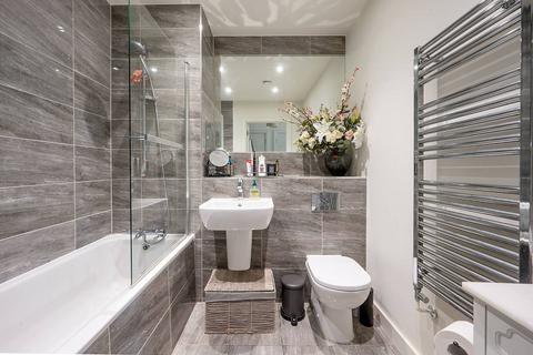 1 bedroom flat for sale, Kenneth Way, Ealing, LONDON, W5