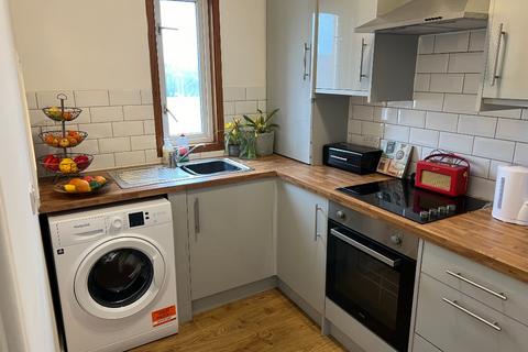 1 bedroom flat to rent, Pitt Street, Bonnington, Edinburgh, EH6