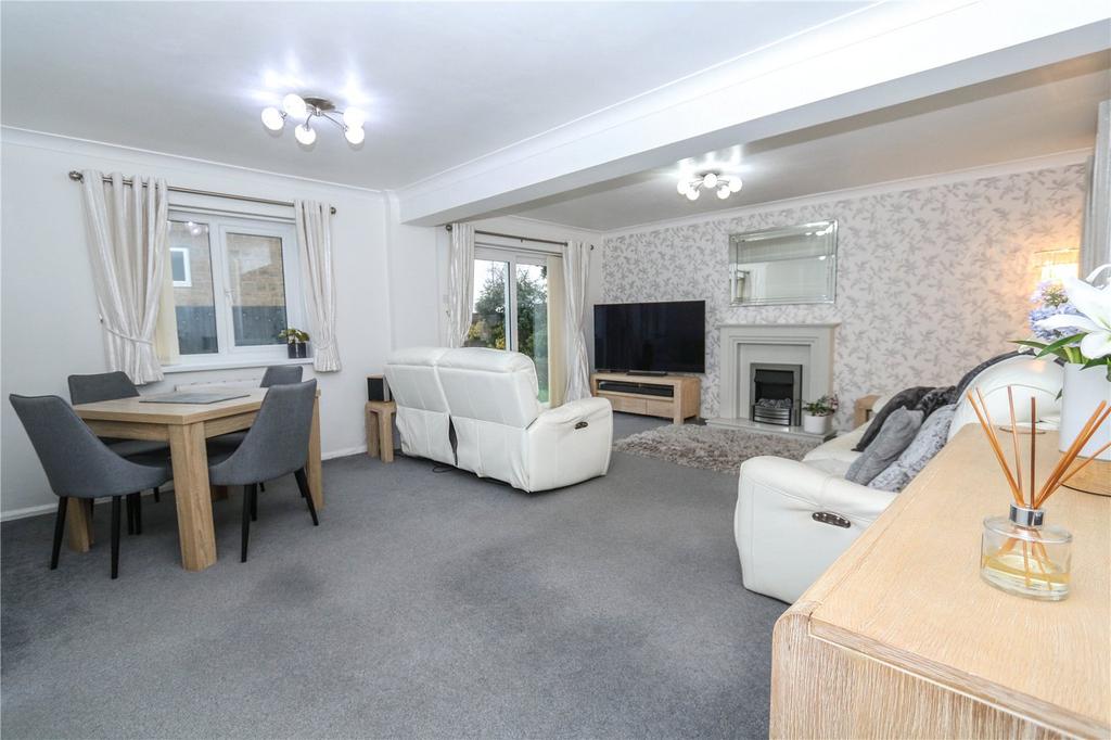 Living/Dining Room