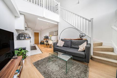 1 bedroom flat for sale, Durnsford Road, Wimbledon Park, London, SW19