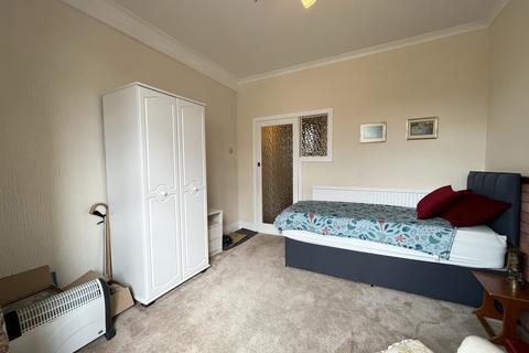 39 The Triangle, Mountain Ash, CF45 4BA