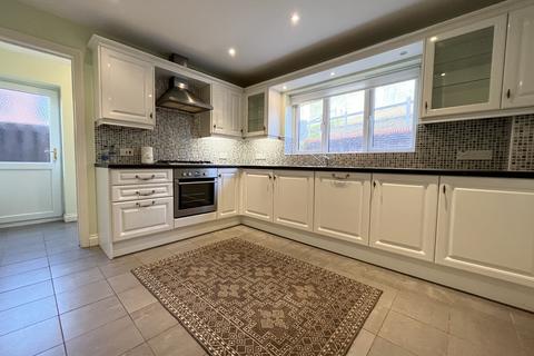 16 The Glade, Aberdare, CF44 0NX