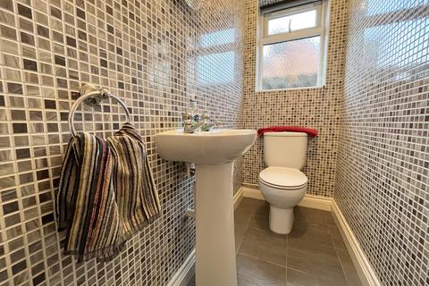 16 The Glade, Aberdare, CF44 0NX