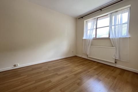 65 Forest View, Mountain Ash, CF45 3DU