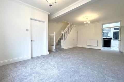 24 The Triangle, Mountain Ash, CF45 4BA