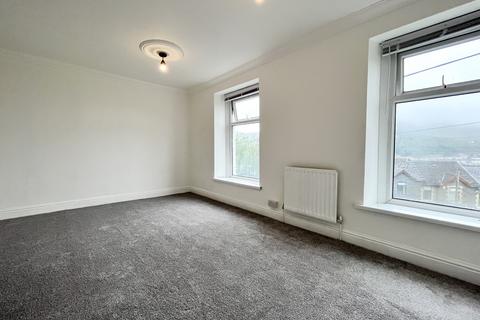 24 The Triangle, Mountain Ash, CF45 4BA