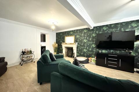 73 Bwllfa Road, Aberdare, CF44 8UF