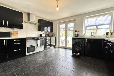 73 Bwllfa Road, Aberdare, CF44 8UF