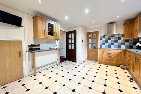 5 The Walk, Aberdare, CF44 0RQ