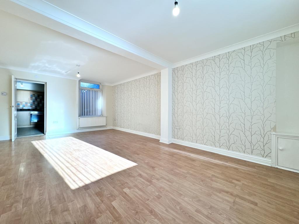 Cwmaman, Aberdare CF44 4 bed terraced house for sale £120,000