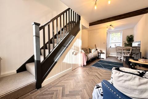 8 Glan Road, Aberdare, CF44 8BN