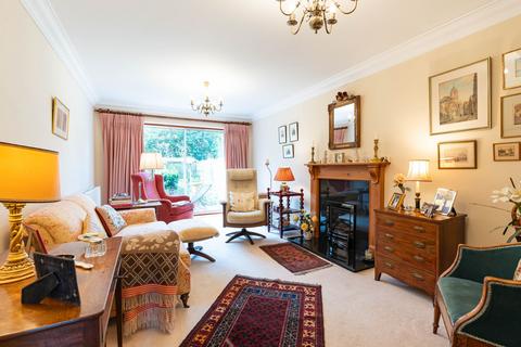 4 bedroom detached house for sale, The Paddock, Kennington, OX1