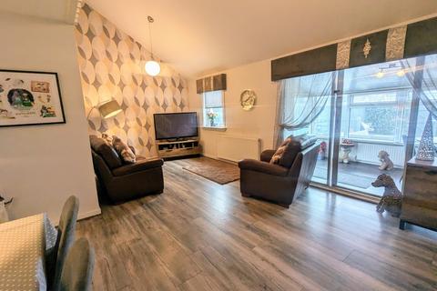 50 Braehead, Girdle Toll, Irvine, KA11 1BE
